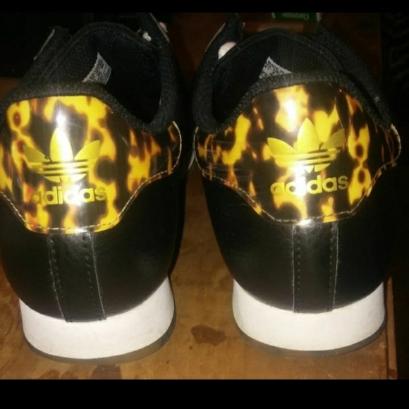 adidas samoa leopard